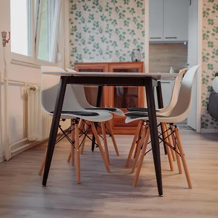 5 Min Apartament *